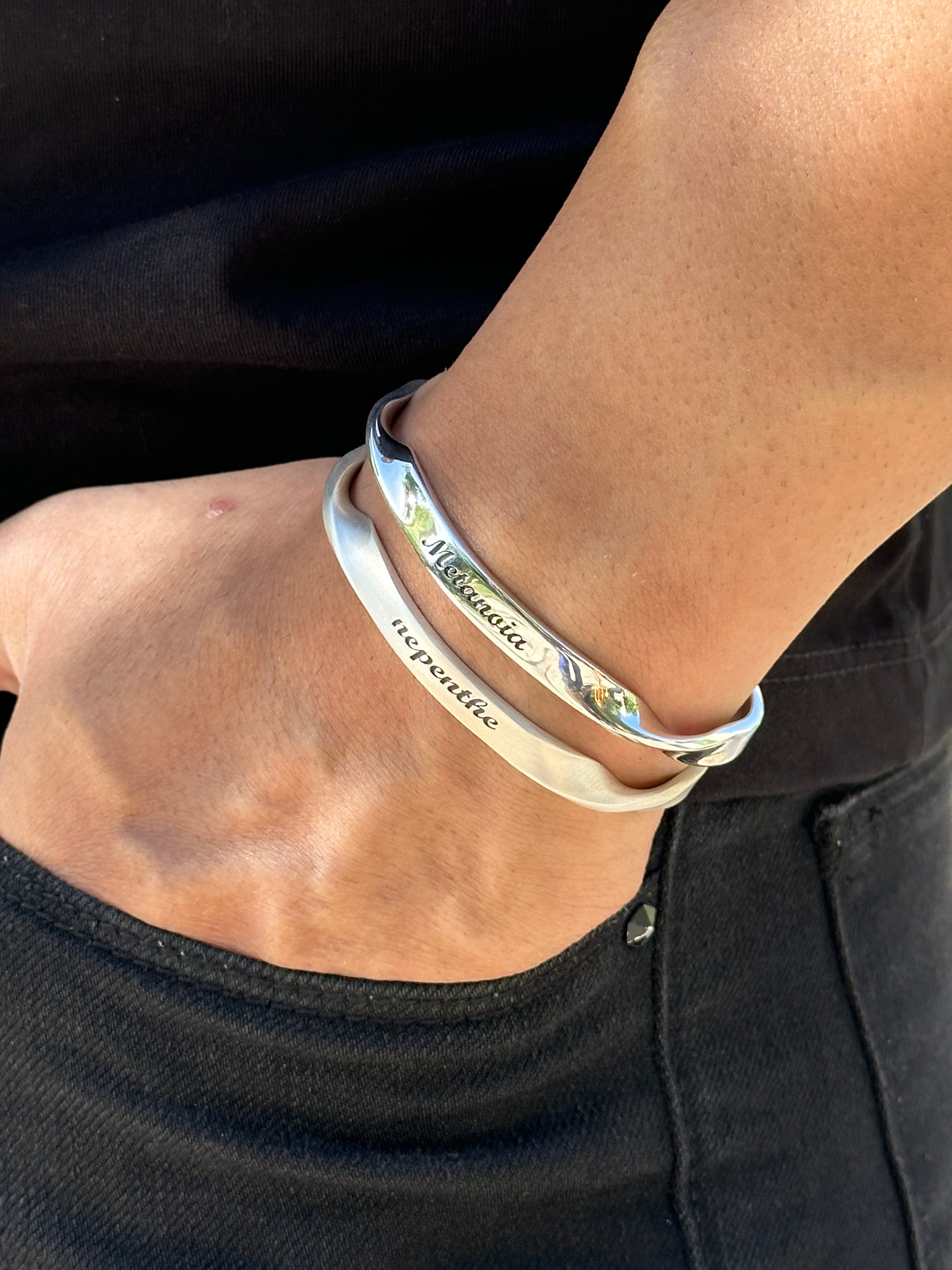 Modern and Timeless Silver Bangle for Every Occasion